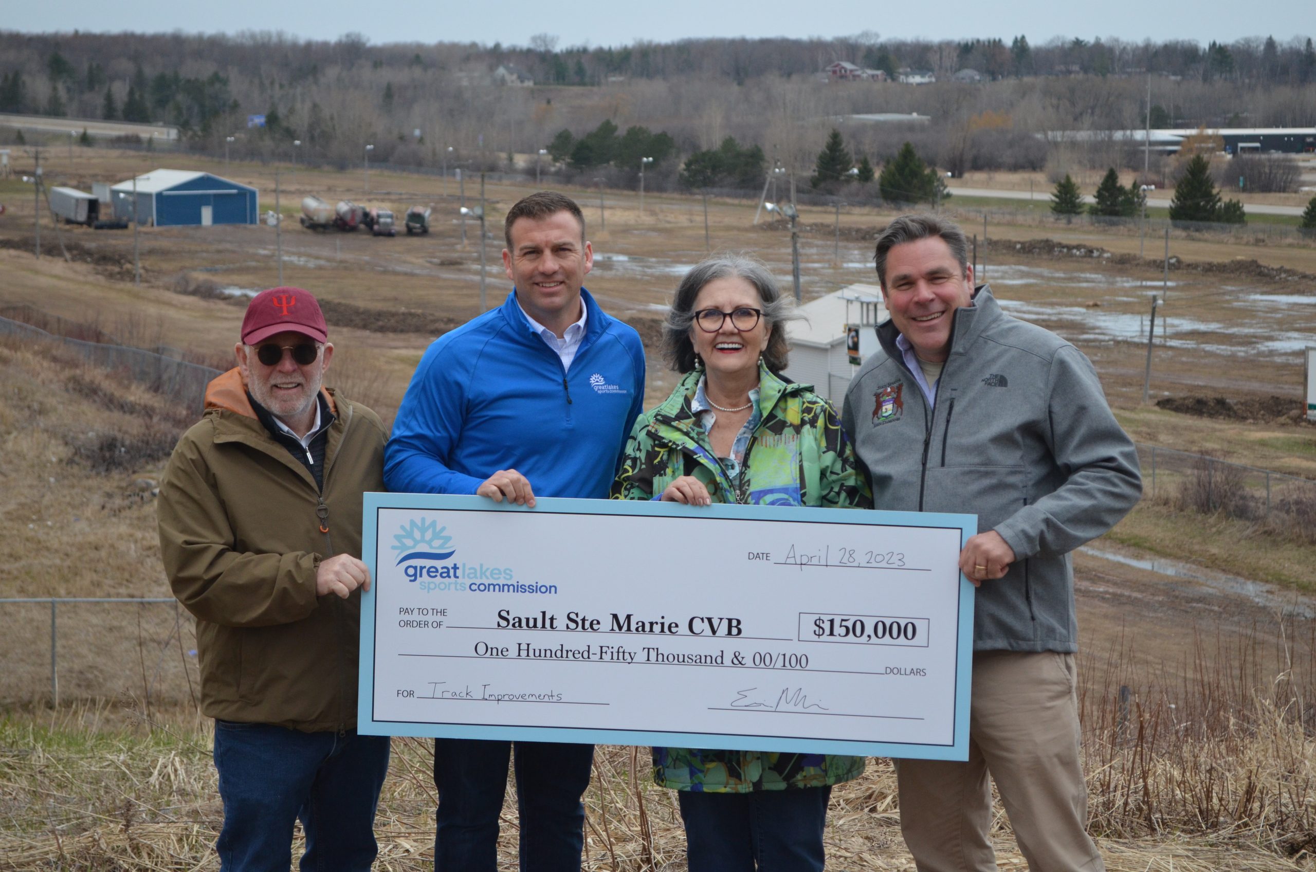 Read more about the article  GLSC Presents $150,000 Grant to Sault CVB for I-500 Track Renovation Project